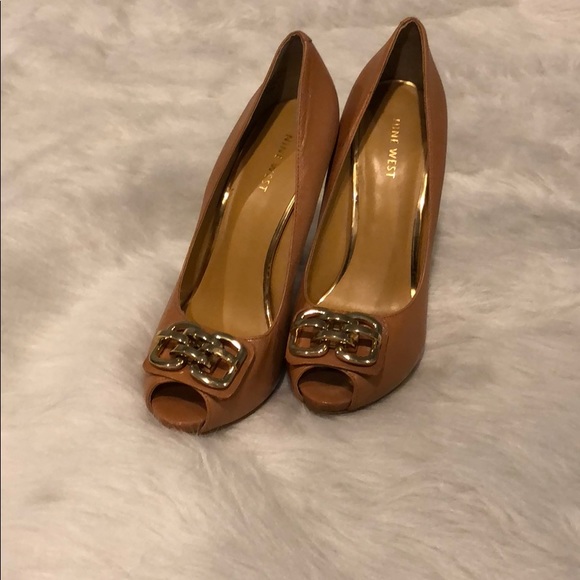 nine west open toe pumps